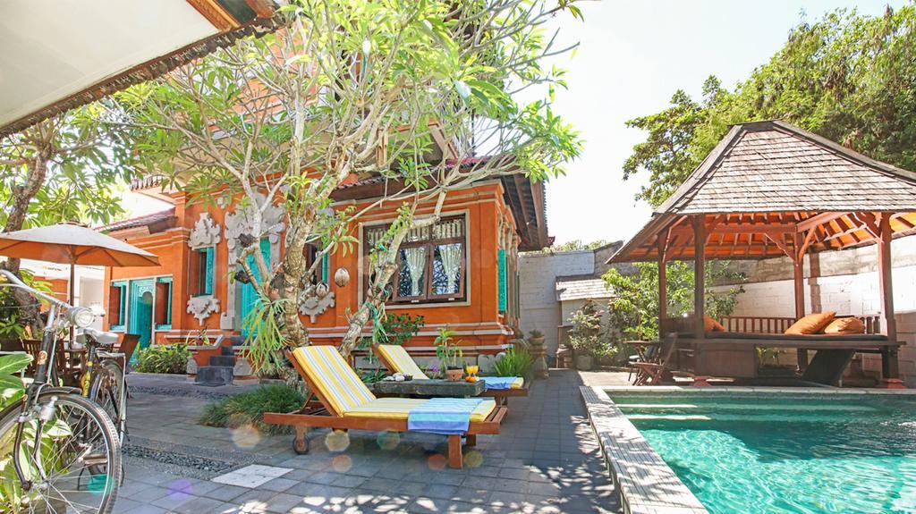 Sunhouse Guesthouse Sanur  Exterior photo