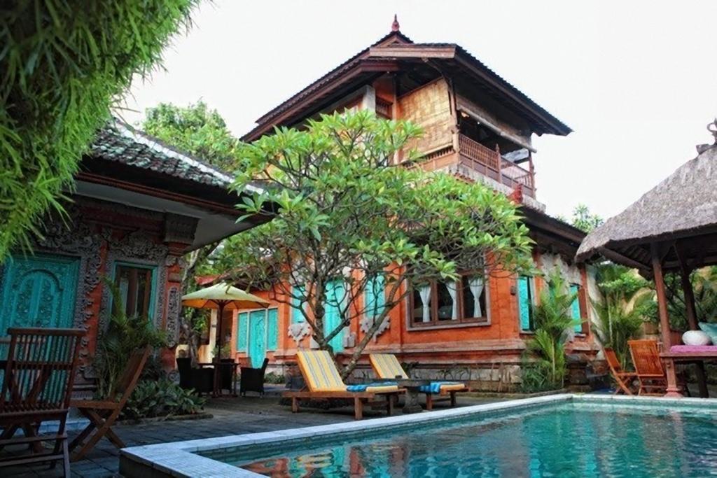 Sunhouse Guesthouse Sanur  Exterior photo