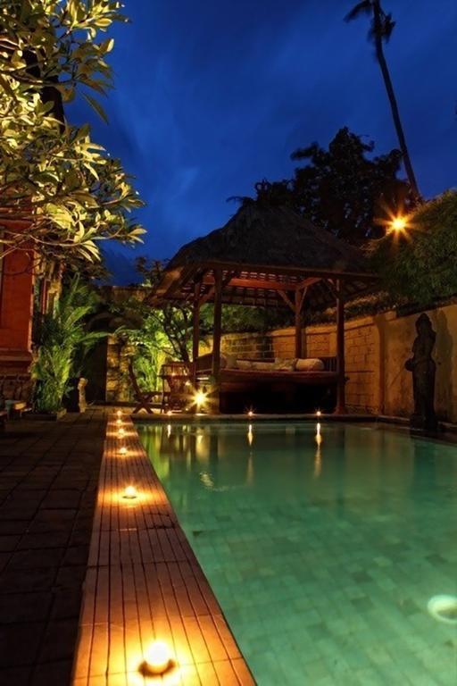 Sunhouse Guesthouse Sanur  Exterior photo