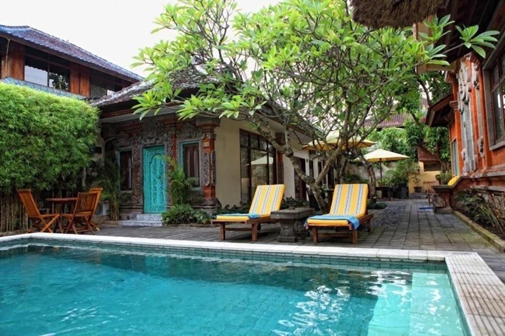 Sunhouse Guesthouse Sanur  Exterior photo